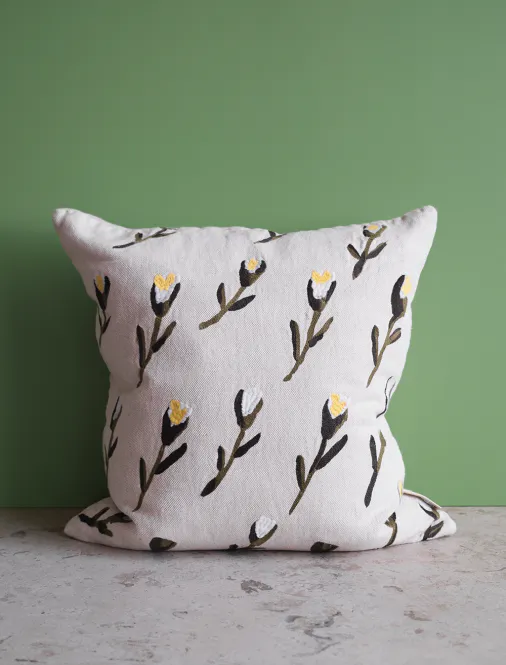 Hovedbilde Meadow Embroidered Cushion Cover