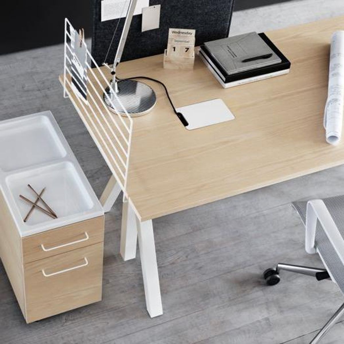Height-adjustable work desk 140x78