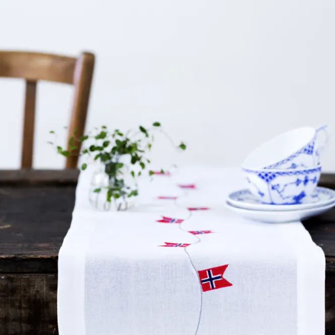 Hovedbilde Bordløper Med Norske Flagg