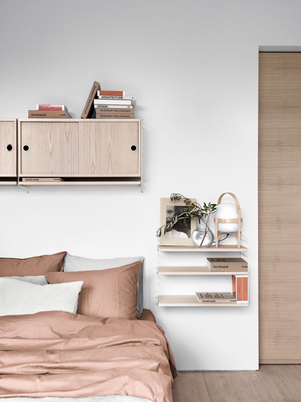 Cabinet with Sliding Doors 78/30